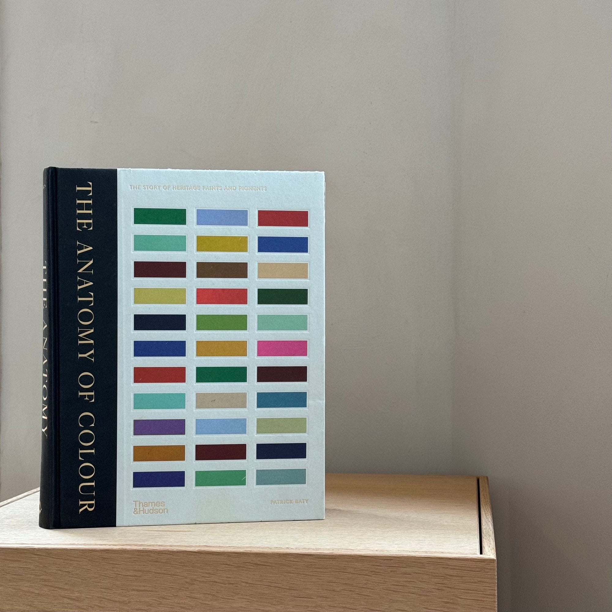 New Mags - The Anatomy Of Colour - Books - DANSKmadeforrooms