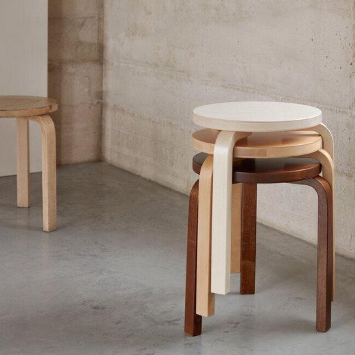 Artek - Aalto Stool 60 // Honey Stained Birch - Stool - DANSKmadeforrooms