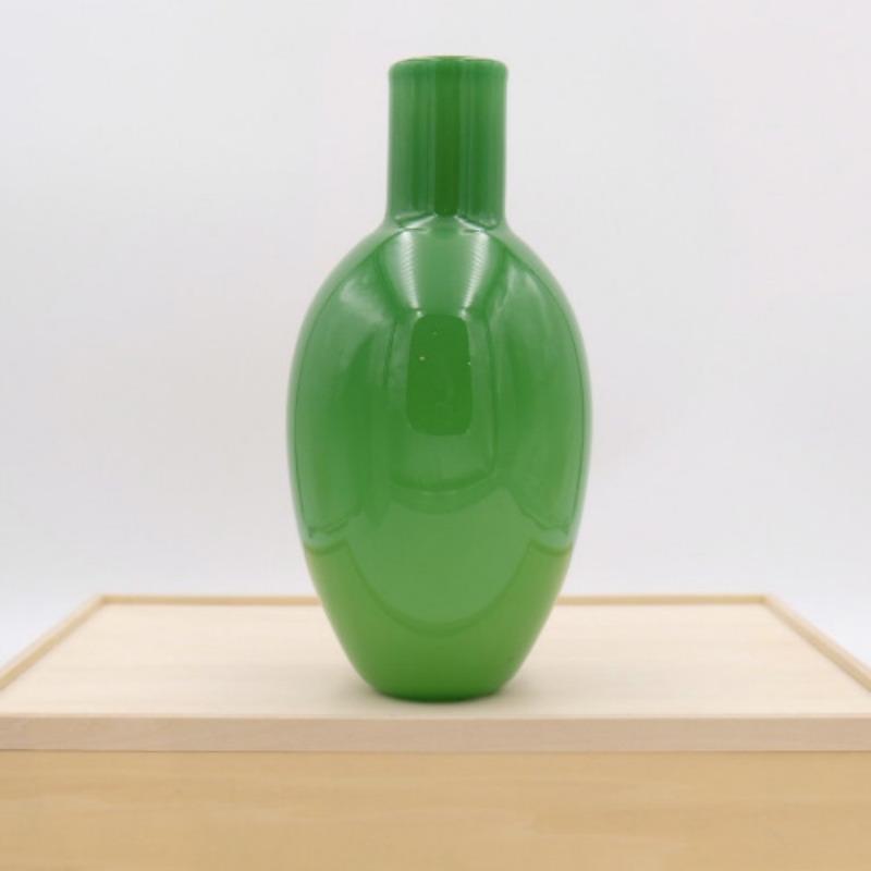 Katztudio - Green Glass Vase - Interior - DANSKmadeforrooms