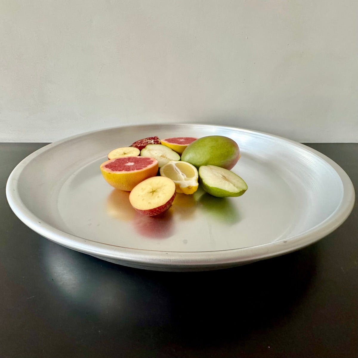 Kitchen Objects - Round Aluminium Tray - Kitchenware - DANSKmadeforrooms